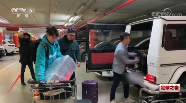 英雄联盟S赛2025-【夜读】英超裁判又出幺蛾子，这次受伤的是切尔西